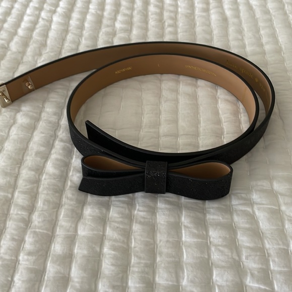 kate spade Accessories - Kate Spade BOW Black Metalic belt. Size large